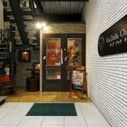 大分駅から徒歩10分。リピーターの多い、手頃で本格的なイタリアン料理店です。