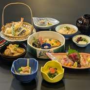 先付、お造り、治部椀、焼物、揚物、お食事、お食後