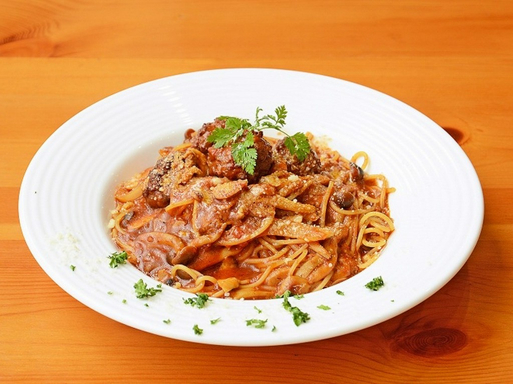 ポルペッティーニ　デミトマトソースパスタ