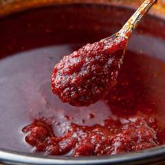 自家製のトッピングでラーメンの旨みが倍増！