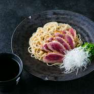 鴨とねぎのつけそば　『冷　山芋いり白そば』