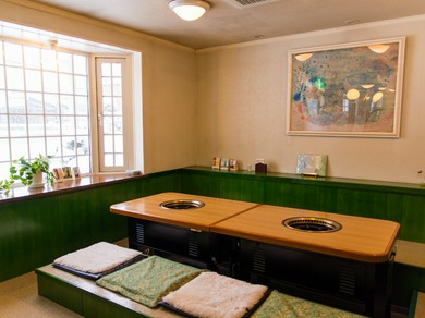 温かみのある店内