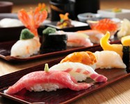 カウンター限定メニューです。
内容はその日来てからのお楽しみ！
その日のいいところ厳選します。