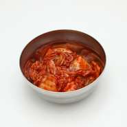 白菜・オイキムチ・カクテキなど・・・
季節により変わりますが旬のお野菜のキムチをお楽しみください！