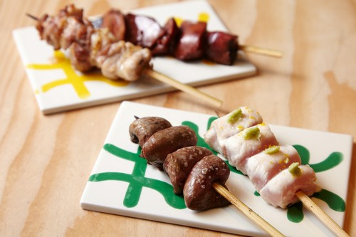 場面によって使い分けができると評判の焼鳥コースと鳥料理コース