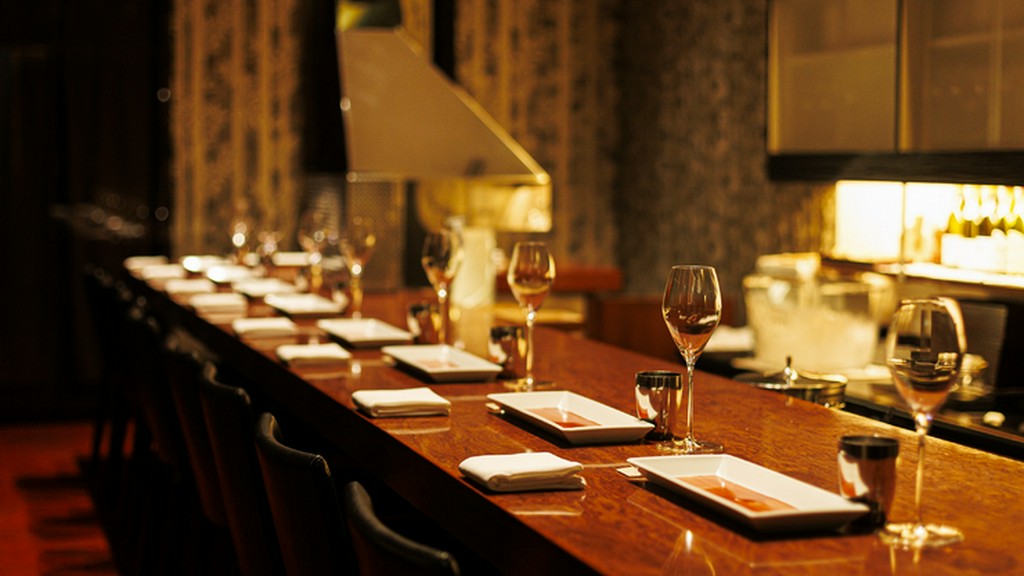 新しさと驚きがある一品が続々登場し、食通の方にも喜ばれる！