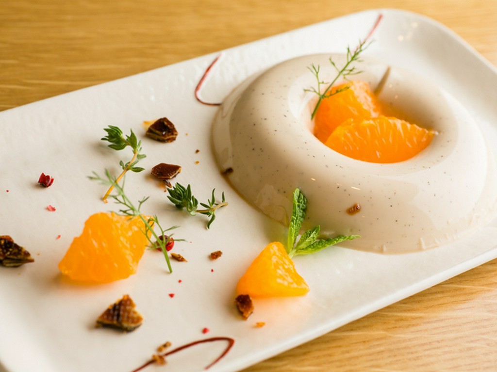 専門店の茶葉をつかった香り高き『トロトロパンナコッタ』