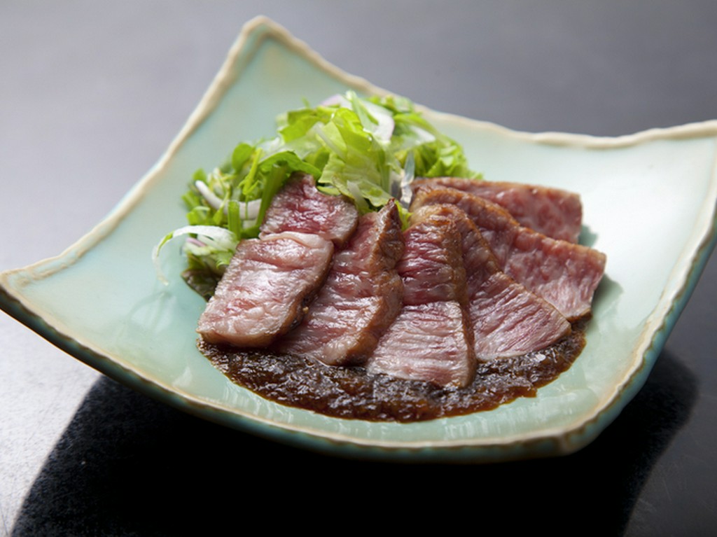 噛みしめるとお肉の旨みが広がる