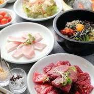 手づくりにこだわった3種類の「タレ」や『キムチ』は自慢