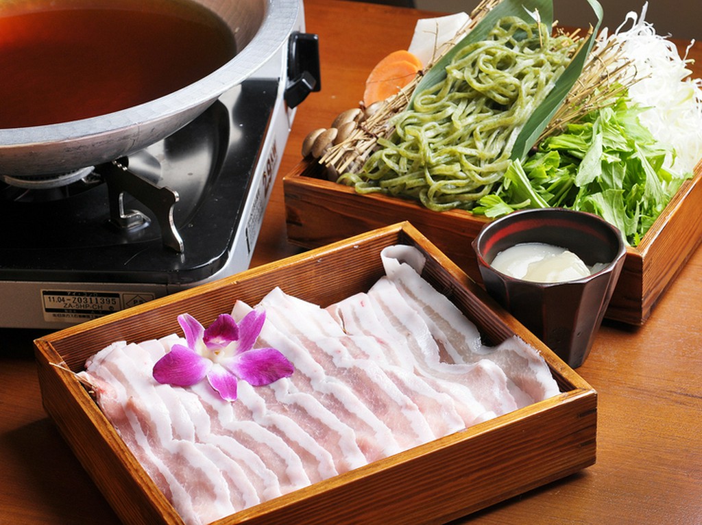 旨みたっぷり『紀州岩清水豚のしゃぶしゃぶセット』