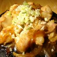 絶品！プルプルで口の中でとろける食感、自家製ダレで漬けて素材の旨みを桜島溶岩の遠赤外線の熱で引き立てた絶品