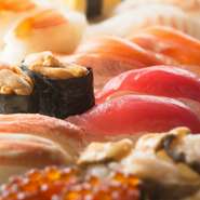 産地・鮮度共にこだわったお寿司を、職人が握ってご提供します。