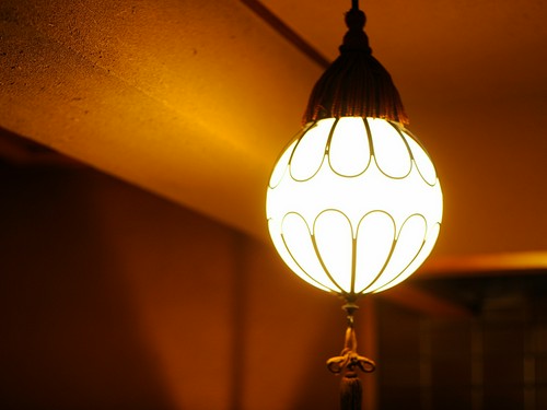 極上のひとときを楽しんでもらうため、照明にもこだわります