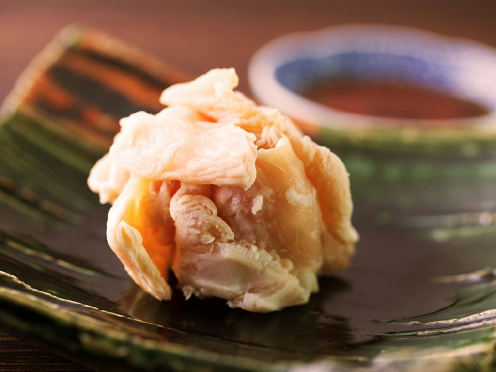 比内地鶏のたたきを手作りポン酢でいただく『胸肉のたたき』