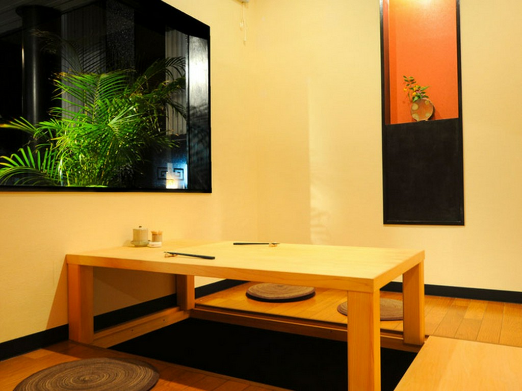 雰囲気ある隠れ家的お店で…