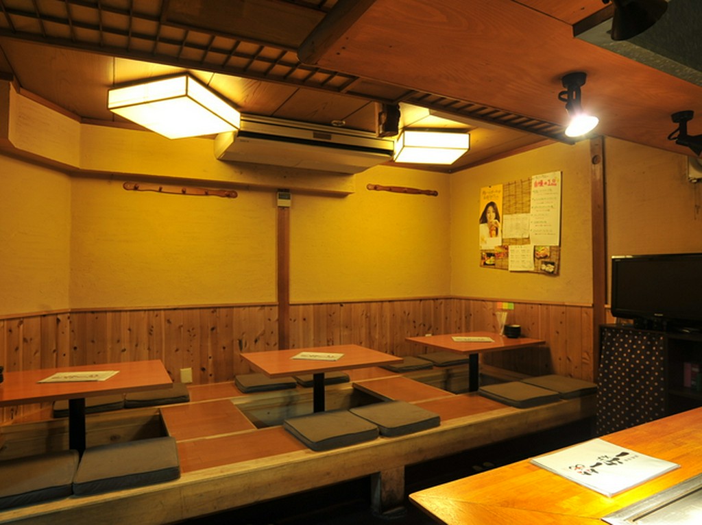 自宅のようにくつろげる、アットホームな雰囲気の店内