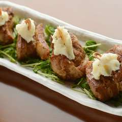 丸二日かけて、じっくり味付けした、柔らかい『やぐやの豚角煮』