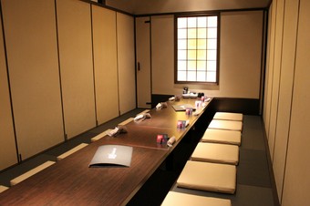 大小、様々な宴会に対応できる使い勝手の良さも好評の理由です。