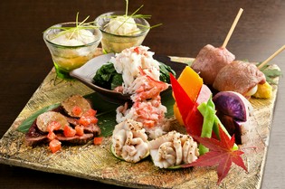 四季の味を楽しんでいただくため、旬の食材を先取り仕入れ