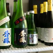 宴会コースをご利用のゲストは、特別価格で飲み放題プランを利用できます。スーパードライエクストラコールドが飲めるプレミアムプランと、スタンダードプランから選択可能です。