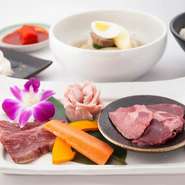 女性人気No.1！冷麺＆デザート付き
山形牛カルビ40g
タンカルビ40g
豚トロ40g
つや姫ごはん
ハーフ冷麺
ミニサラダ
デザート