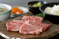 山形牛A5カルビ
つや姫ごはん
スープ
ナムル
カクテキ
ミニサラダ