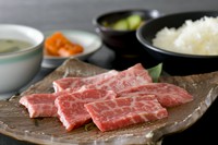 山形牛A5カルビ＆ロース
つや姫ごはん
スープ
ナムル
カクテキ
ミニサラダ