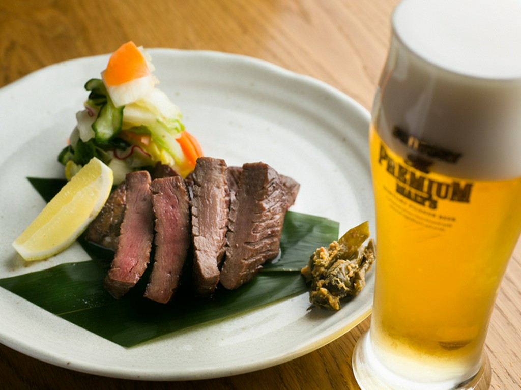 仙台といえば『牛タン』。肉厚なのにやわらかな歯ごたえ