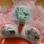 イタリアから空輸で入荷する食材