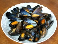 メニュー復活!今回はナポリ風に胡椒を効かせました。