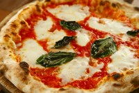 マルゲリータと言えば、誰もが知るナポリピッツアの代表的なmenu