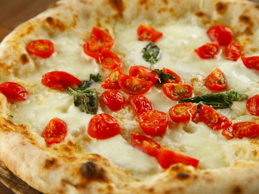 ピッツァＤＯＣ　