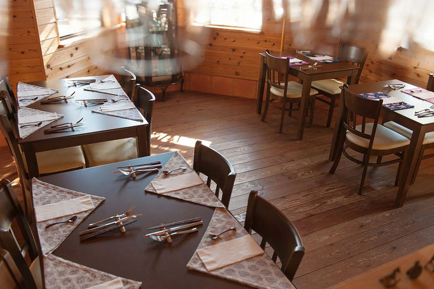 女子会にもぴったり。美味しいフレンチに、会話が弾みます