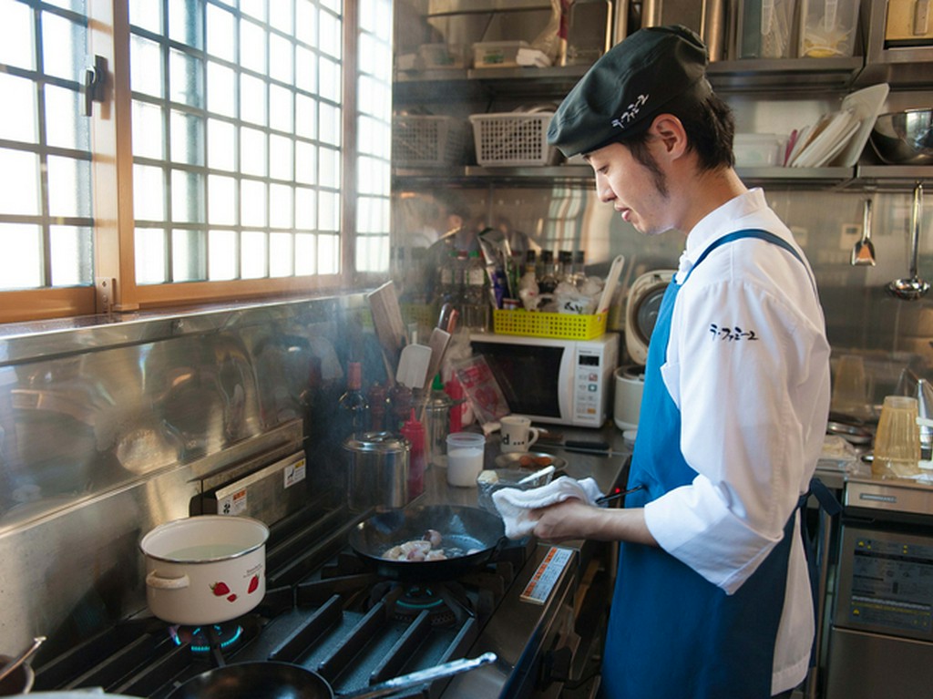 料理人が自ら選んだ地の野菜たちが、料理を引き立てます