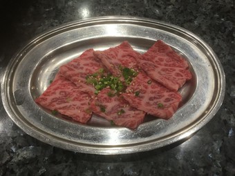 和牛ならではの濃厚で深みのある美味しさ『黒毛和牛カルビ』