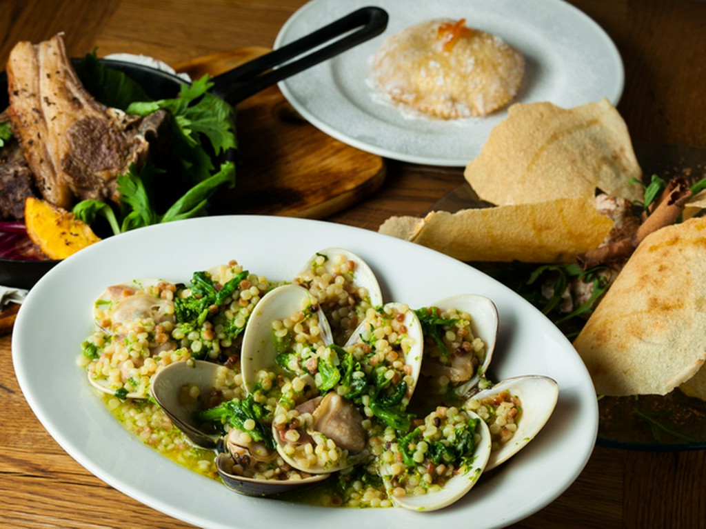 島ならではの山海の幸が魅力