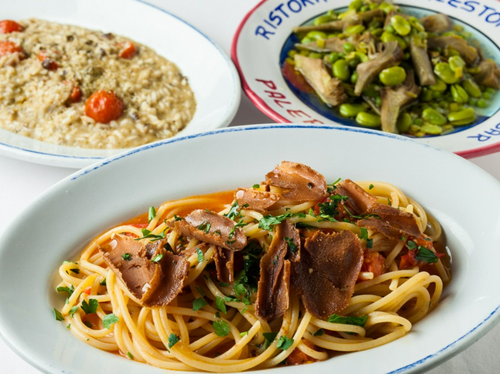 四季を通じてシチリア島の味を再現