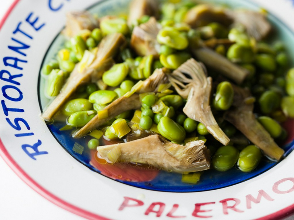 シチリアの春の風物詩『フリッテッダ』