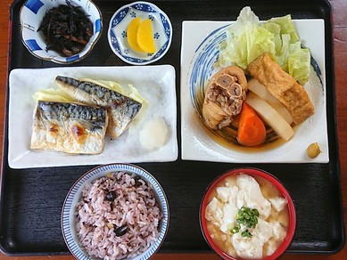 沖縄県の居酒屋女子会向けコースがあるお店 女子会におすすめのお店 ヒトサラ