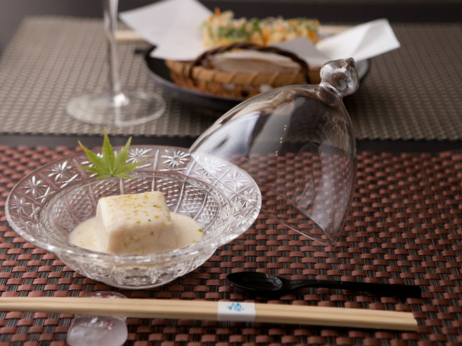 食器・内装にこだわっている