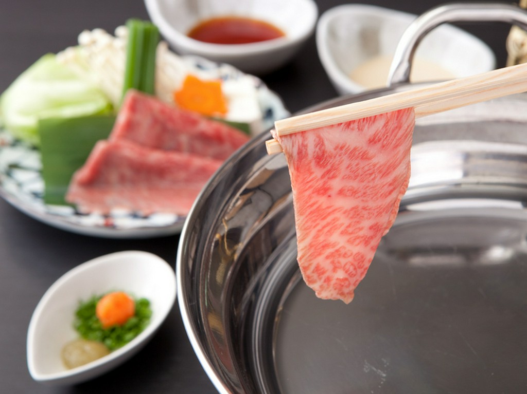 プロならではのタイミングで食べさせてくれる『しゃぶしゃぶ』