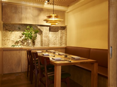 半個室のお部屋でゆっくりおしゃべりをお楽しみ下さい