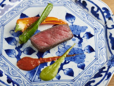 シェフとの会話も楽しみながら