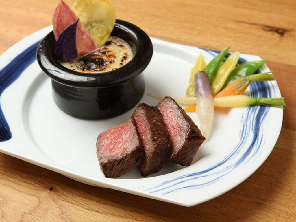 旬の旨みを堪能『チーズフォンデュ』