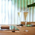 ハーフ：4500円／シャンパーニュ　　ピノ・ノワール　シャルドネ　ピノ・ムニエ