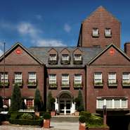 【神戸北野ホテル】は、時間をかけて食を楽しむグルマンのための宿泊施設であるオーベルジュです。