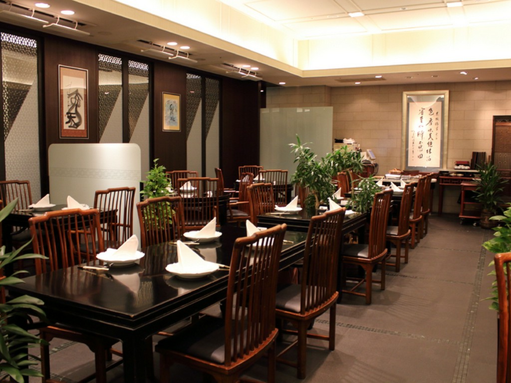 今宵は、親しい者だけが集う特別なディナータイム