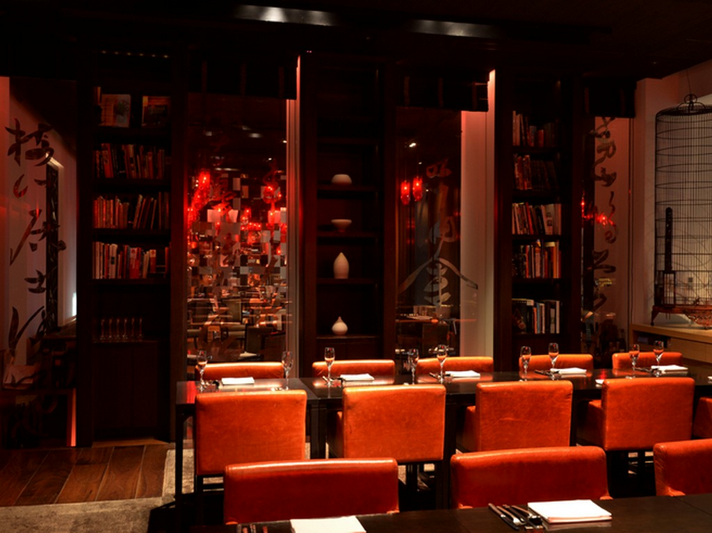 ムードたっぷり！　プライベート感覚で利用できる個室空間