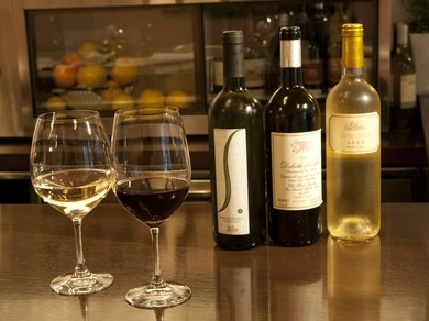 料理に合わせ、イタリア産ワインを中心としたラインナップ