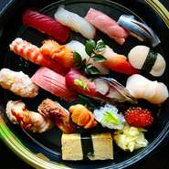 テイクアウトご用意させて頂きます
お気軽にご予算お伝えください
また、ご自宅で過ごすお祝いの日等にも
【お祝い重】等もご用意しております
詳細はお問い合わせくださいませ